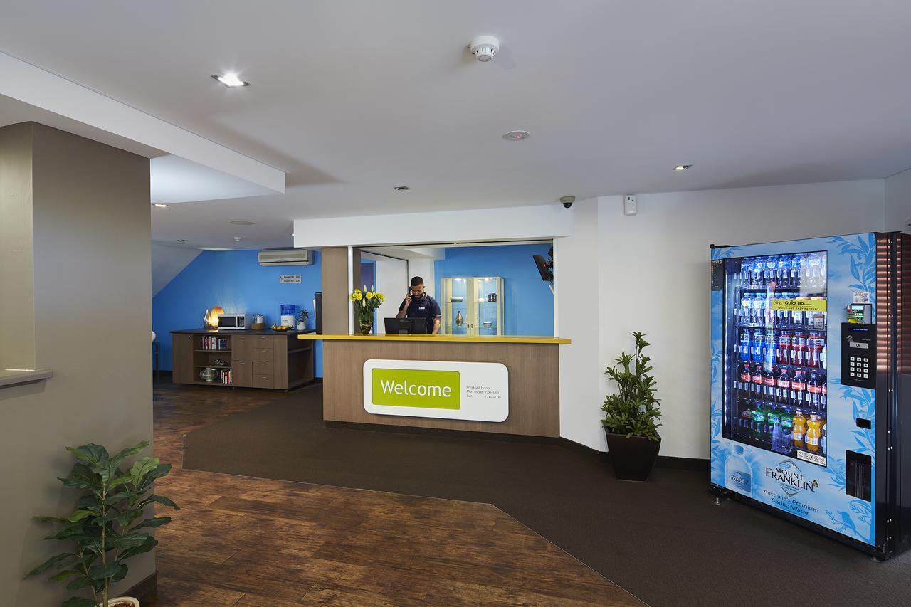 Ibis Budget Perth Airport Екстер'єр фото