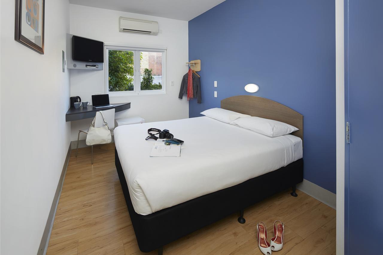 Ibis Budget Perth Airport Екстер'єр фото