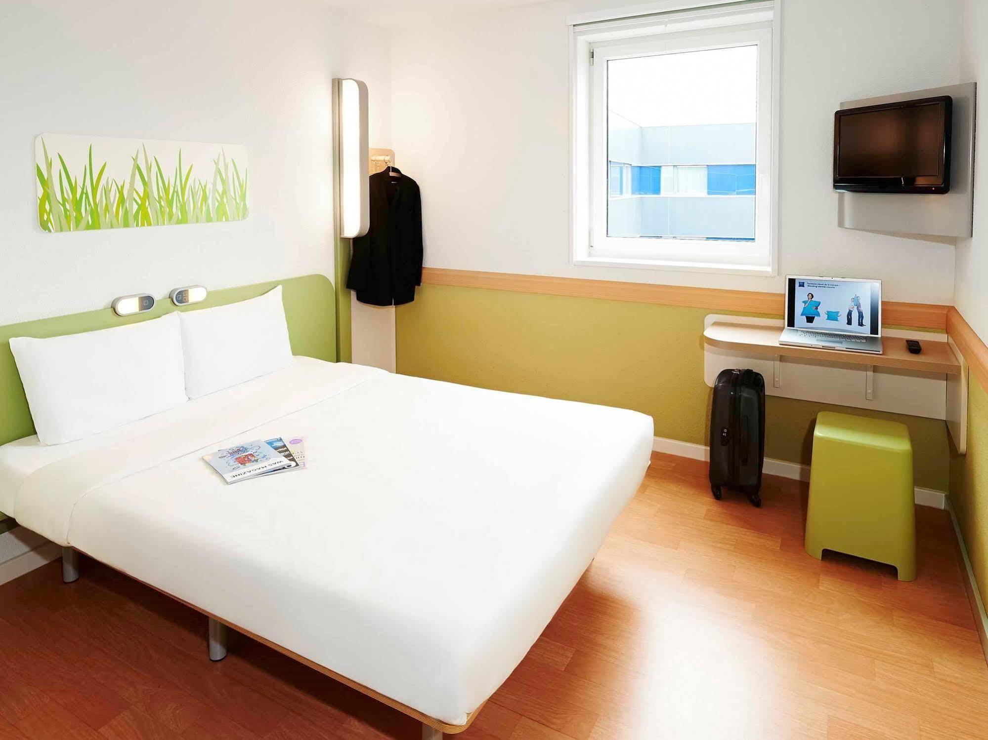 Ibis Budget Perth Airport Екстер'єр фото